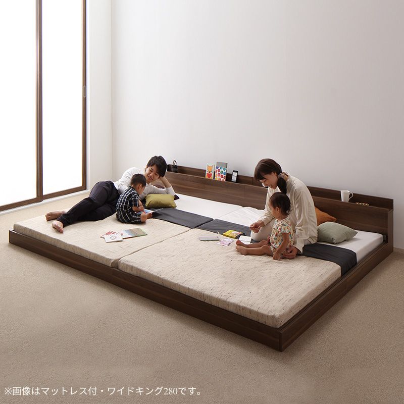 ベッドに 入っ てテーブルを降りる，ベットだけ